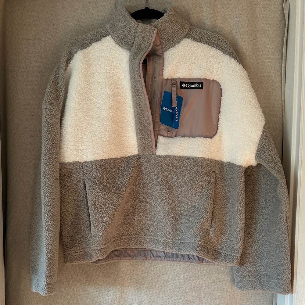 Columbia Two-Tone Fleece Pullover in Cream and Gray